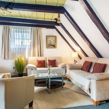 Timmermann 2 Apartment *